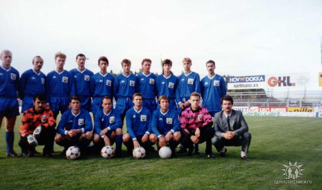 Кадр из матча с "Лиллестрёмом" в кубке обладателей кубков УЕФА 1993/1994