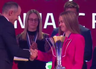 Женский чемпионат: «Флора» — сильнейшая!
